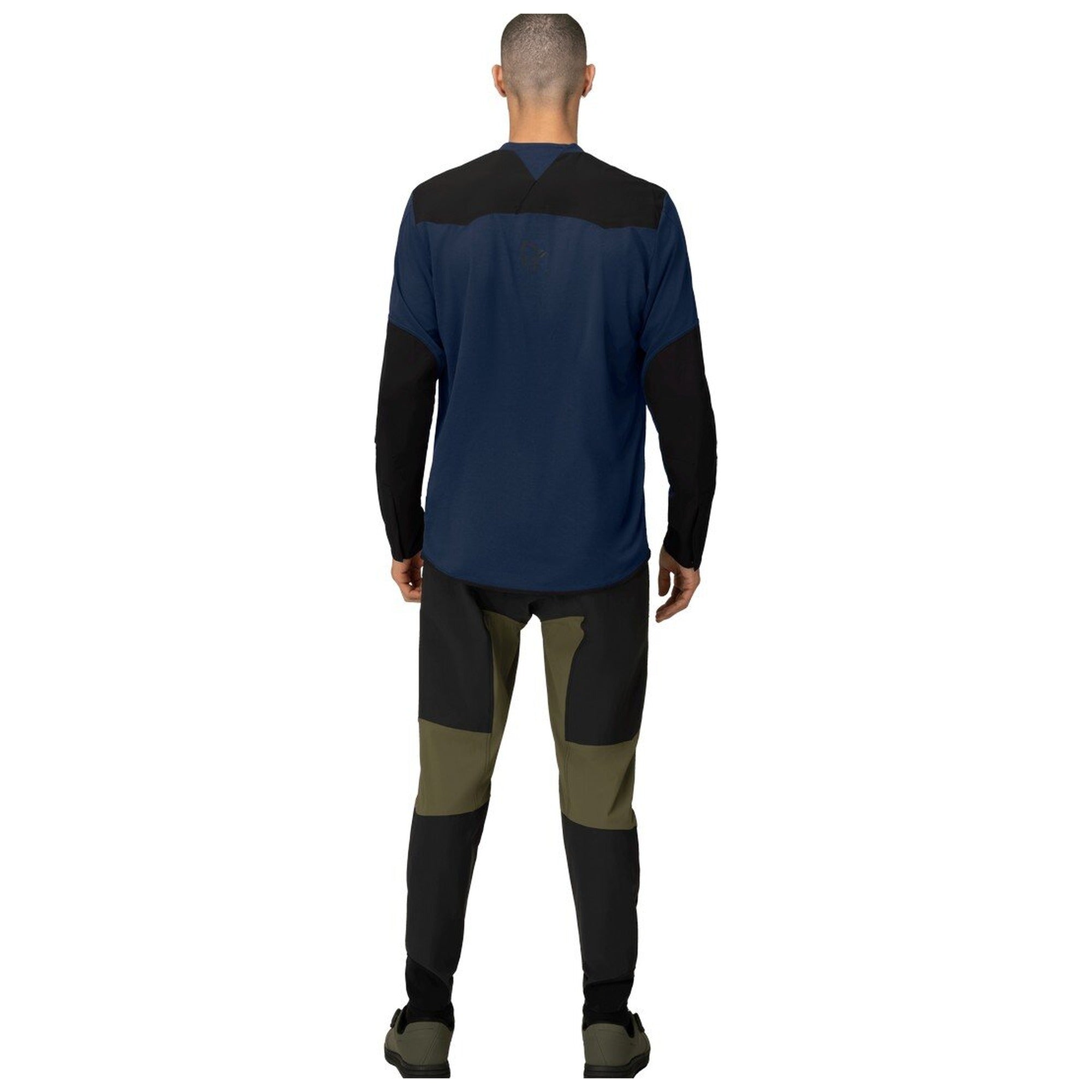 skibotn equaliser tech Long sleeve (M)