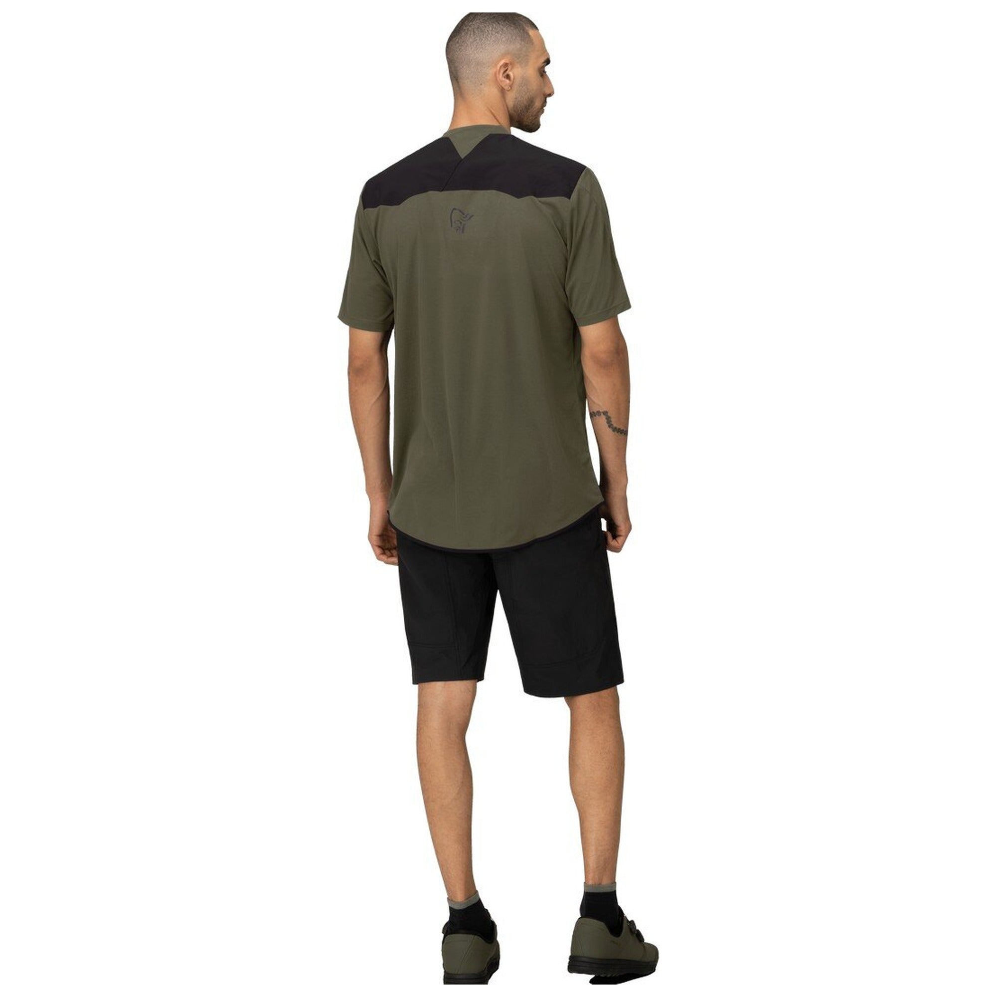 skibotn equaliser tech T-Shirt (M)