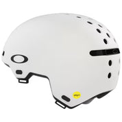 ST1